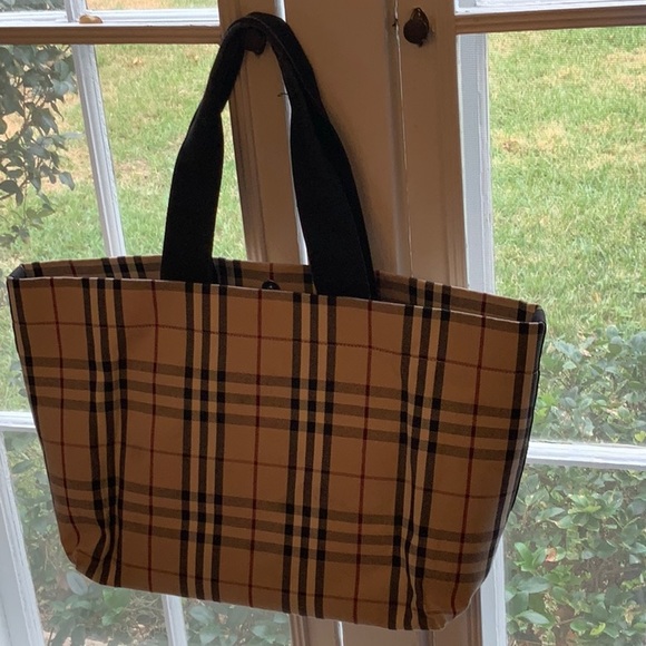 Authentic Burberry Canvas Tote Bag - Picture 4 of 16